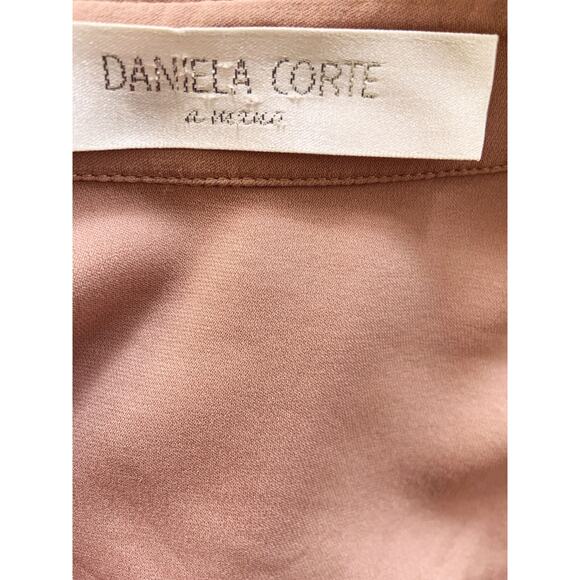 Daniela Corte Amano Mauve 100% Silk Button Front Blouse 38 XS Made in USA - Picture 4 of 6